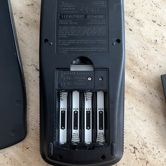 Texas Instruments TI-83 plus - Picture 8 of 9